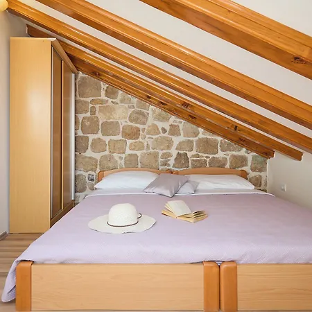 Apartman Hedera Estate Hedera A20 - Breakfast Included