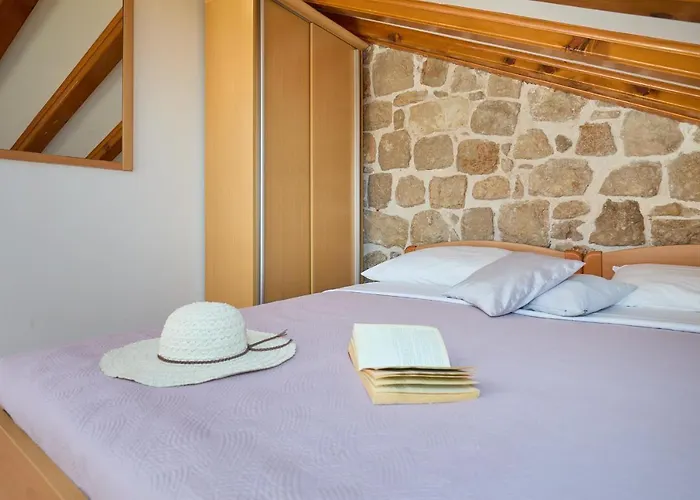 Hedera Estate, Hedera A20 דוברובניק